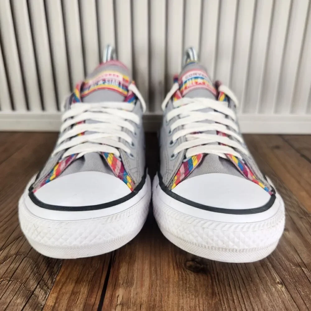 Converse CTAS Junior Sz 5 Gray Rainbow Layered Double Tongue Canvas Skate Shoes